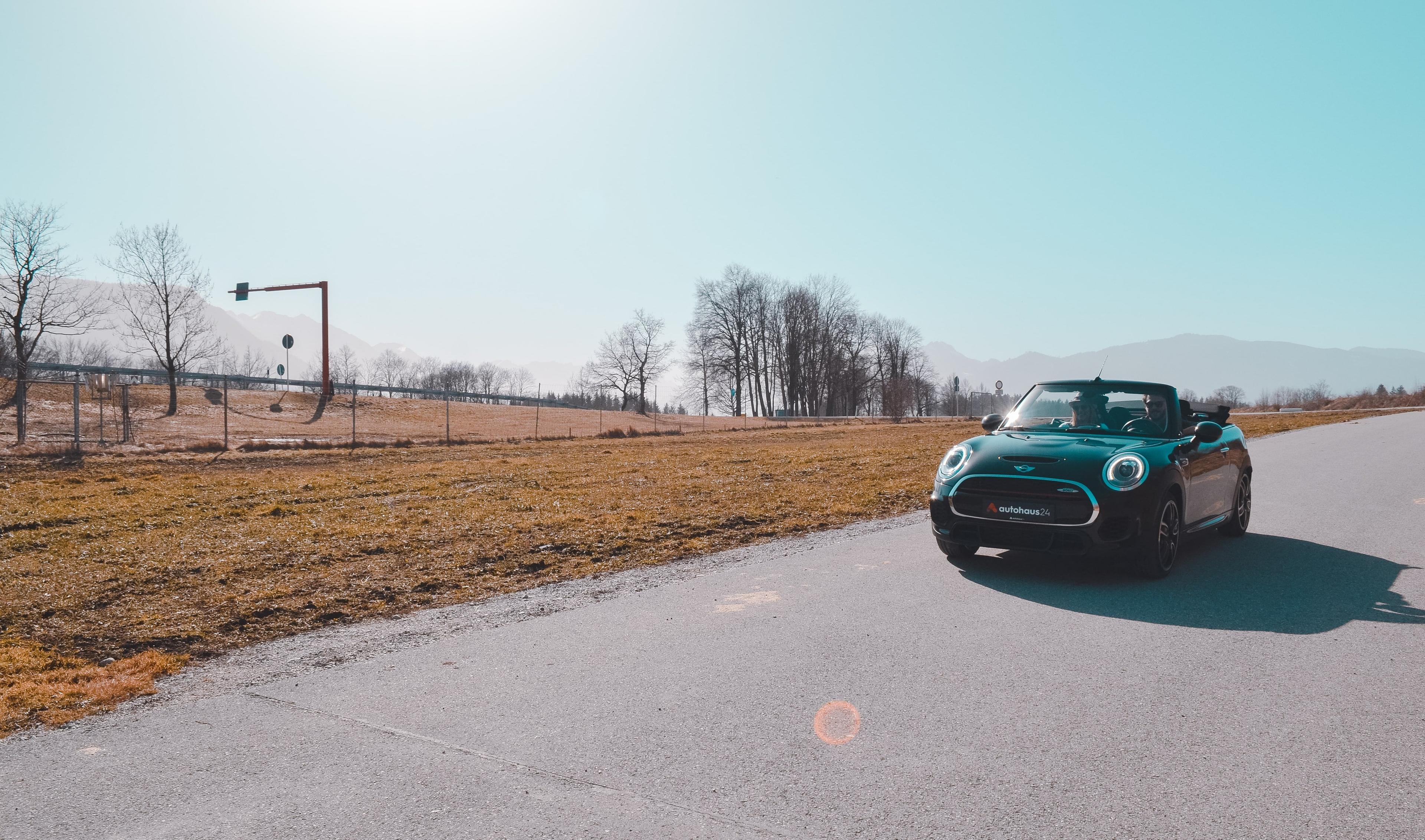 Cabrio-Feeling mit dem MINI Cabrio auf autohaus24