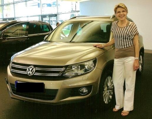 Glückliche VW Tiguan-Besitzerin Birgit G.
