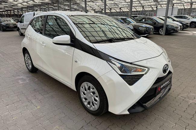 Toyota Aygo 1.0 x-play (EURO 6d-TEMP) Gebrauchtwagen