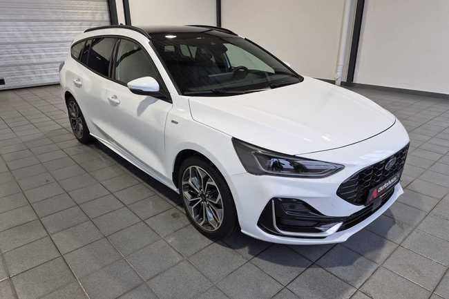 Ford Focus 1.0 EcoBoost Mild-Hybrid ST-Line Vignale Gebrauchtwagen
