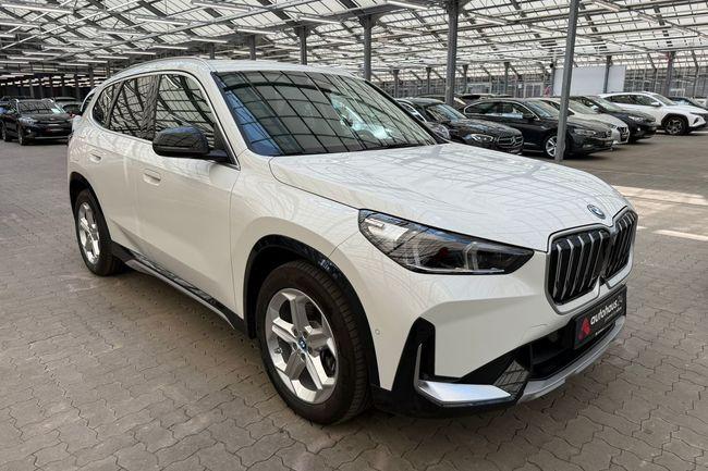 BMW iX1 xDrive30 xDrive xLine Gebrauchtwagen