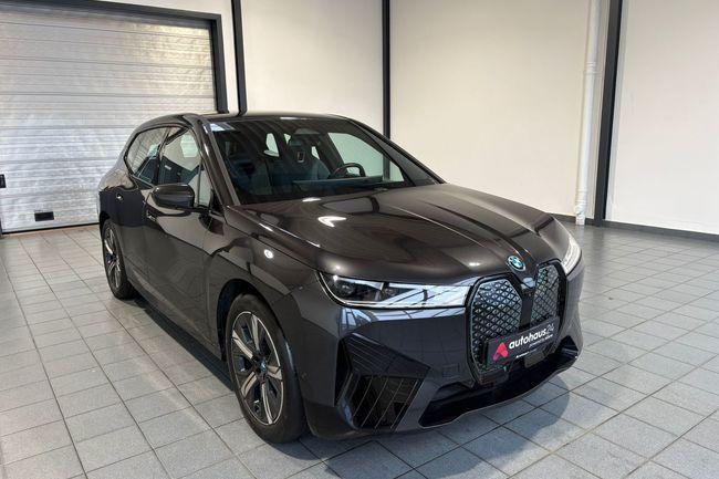 BMW iX xDrive40 Sport 76,6 kWh Gebrauchtwagen