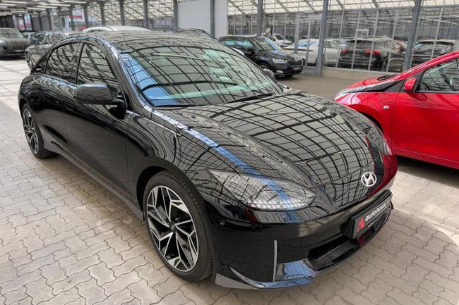 Hyundai IONIQ 6 Uniq / Uniq-Paket Elektro Gebrauchtwagen