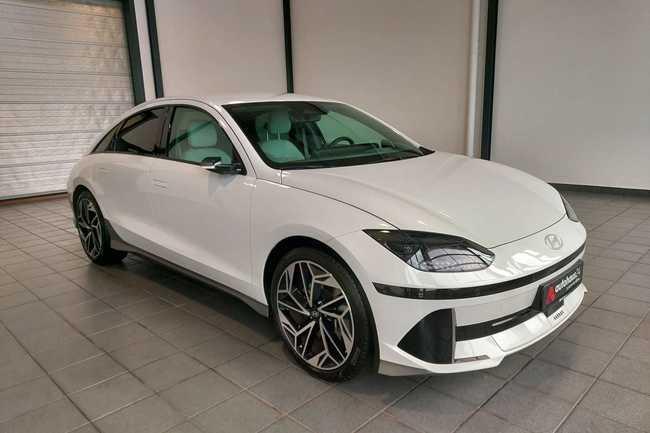 Hyundai IONIQ 6 Uniq / Uniq-Paket Elektro Gebrauchtwagen