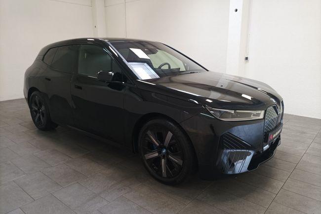 BMW iX xDrive40 Gebrauchtwagen