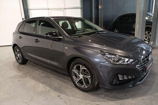 Hyundai i30 1.5 T-GDI Intro Ed. Mild-Hybrid Gebrauchtwagen