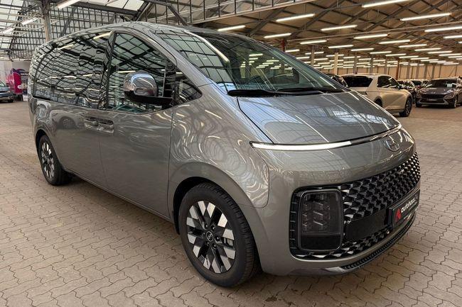 Hyundai STARIA 2.2 CRDi Signature 4WD (7-Sitzer) Gebrauchtwagen