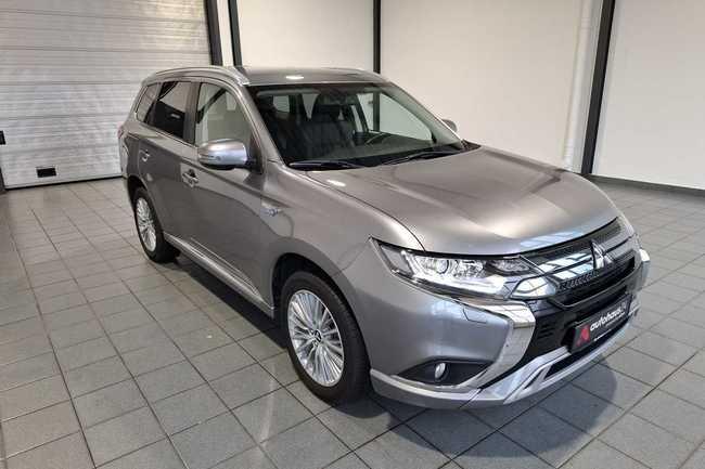 Mitsubishi Outlander 2.4 PHEV Plug-in Hybrid PHEV Basis 4WD Gebrauchtwagen